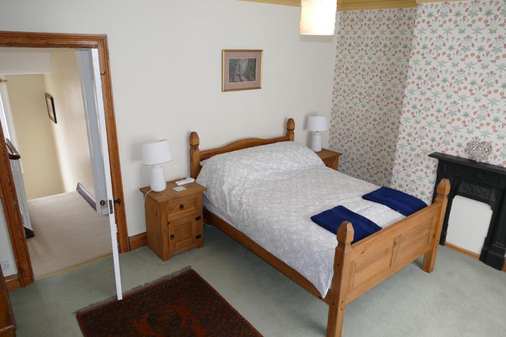 Abigail's House - Large 3 Bed Townhouse - short 5 min walk to town! Accommodation image 1 Abigail's House - Large 3 Bed Townhouse - short 5 min walk to town! image one