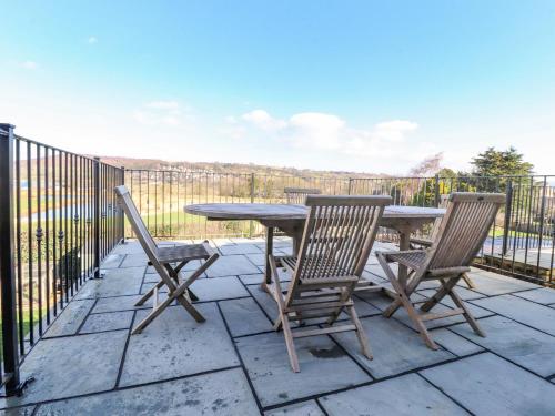 Farnhill View Accommodation image 3 Farnhill View image three