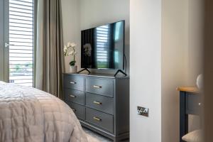 Waterside Retreat @ Ryedale House image two