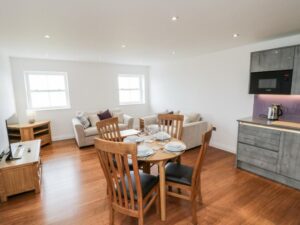 Apartments in Whitby - Prices & Bookings Page image 95 Picture of 14 Royal Crescent