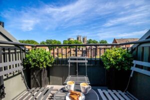 Tourist question: somewhere to stay in York Post image 7 Picture of 5 The Quadrant