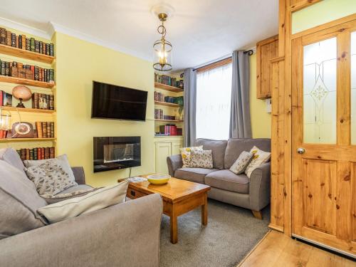 Hartwood Cottage, Scarborough Accommodation image 3 Hartwood Cottage, Scarborough image three