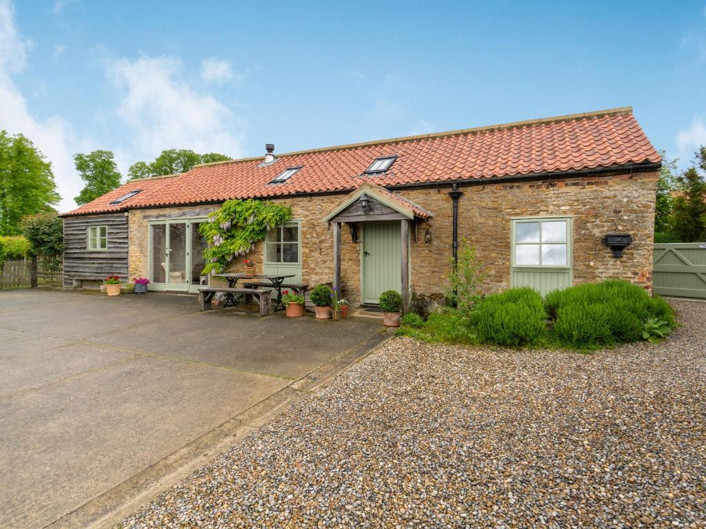 Brook Cottage, York image one