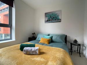 Modern 1-bedroom apartment in city centre Accommodation image 2 Modern 1-bedroom apartment in city centre image two