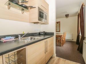 Lighthouse Apartment image two