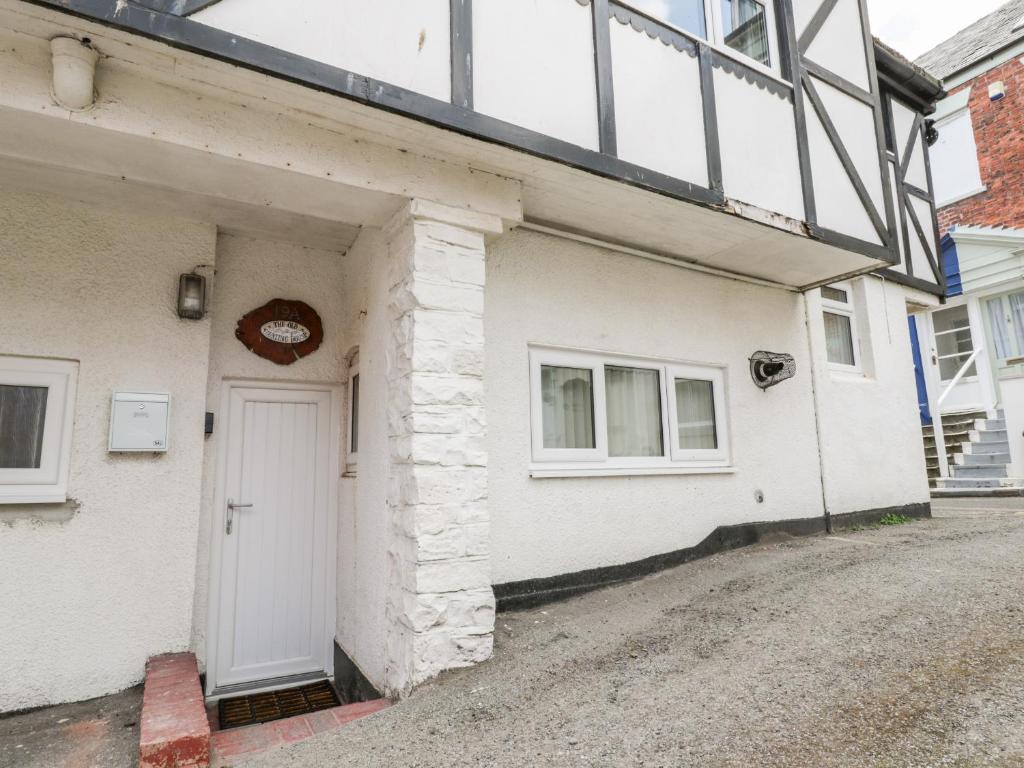 Picture of The Counting House