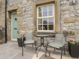 Settle Page image 23 Picture of Folly Cottage