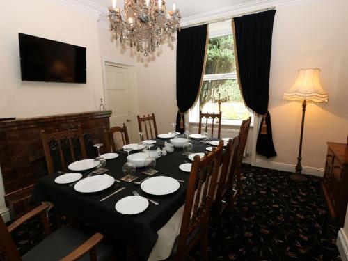 Park House Accommodation image 3 Park House image three