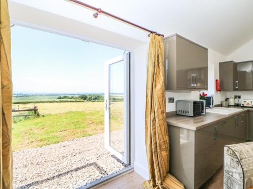 Blackthorn Cottage image three