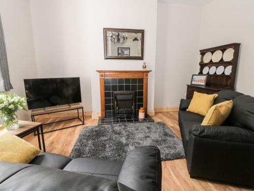 6 St Marys Walk Accommodation image 3 6 St Marys Walk image three