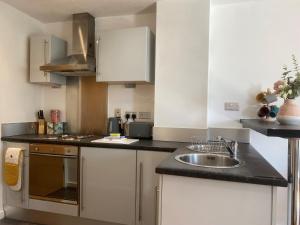 Stylish 1 bedroom apartment Accommodation image 2 Stylish 1 bedroom apartment image two