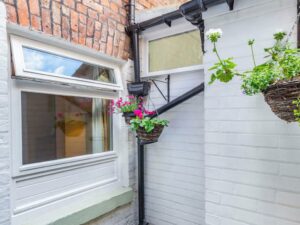 Apartments in Whitby - Prices & Bookings Page image 31 Picture of 8A Wellington Terrace