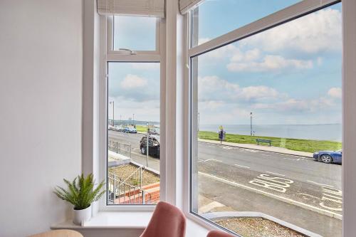 Host & Stay - Beach View Accommodation image 3 Host & Stay - Beach View image three