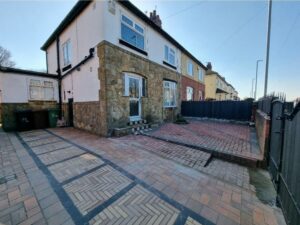 Picture of Modern 3 bedroom residential home w/secure parking