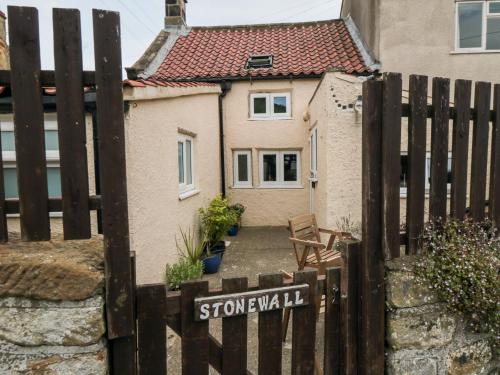Stonewall Accommodation image 3 Stonewall image three