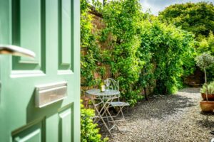 Tourist question: somewhere to stay in York Post image 2 Picture of Moatside Gate