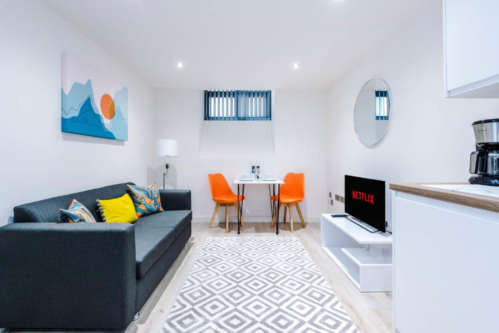 Stylish one bedroom apartment in Bradford - sleeps 4 Accommodation image 1 Stylish one bedroom apartment in Bradford - sleeps 4 image one