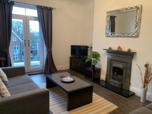 Blue Whale 2 Bedroomed 2nd Floor Appt with Sea Views, Beach & Wifi Accommodation image 2 Blue Whale 2 Bedroomed 2nd Floor Appt with Sea Views, Beach & Wifi image two