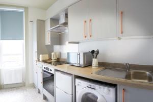 71 Westborough Apartments image two