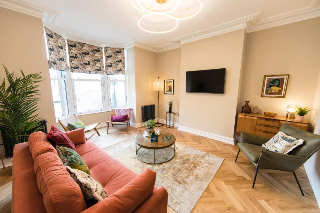 Maison Mouettes by Maison Parfaite - Luxury Suites with Abbey Views image one