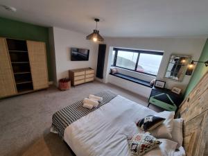 Salt & Surf-Sea Views in Saltburn Accommodation image 2 Salt & Surf-Sea Views in Saltburn image two