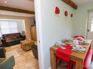 Chloe's Cottage Accommodation image 2 Chloe's Cottage image two