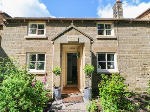 Black Horse Cottage image three