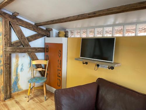 The Boat Shed Hostel Accommodation image 2 The Boat Shed Hostel image two