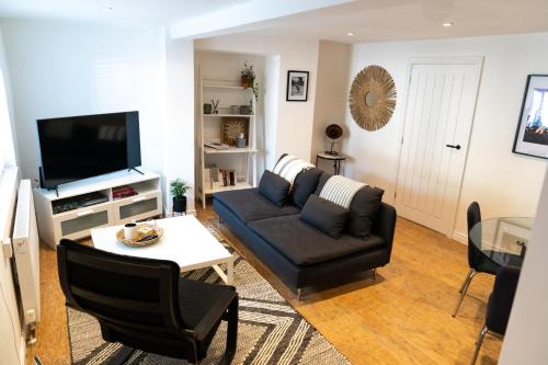 Bower Apartment Accommodation image 3 Bower Apartment image three