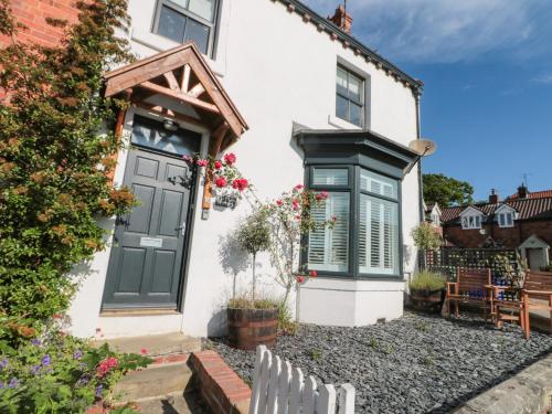 Harriet's Cottage, Whitby Accommodation image 3 Harriet's Cottage, Whitby image three