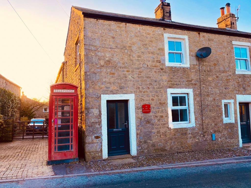 Olde Post House, Rathmell - Settle Accommodation image 1 Olde Post House, Rathmell - Settle image one