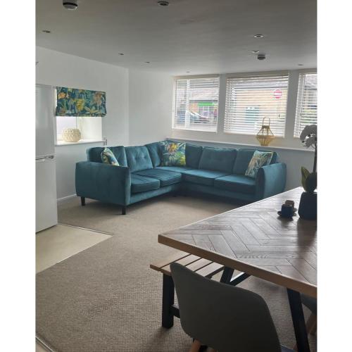 The Hideout (Garden Flat, 4 Dragon Road) Accommodation image 3 The Hideout (Garden Flat, 4 Dragon Road) image three