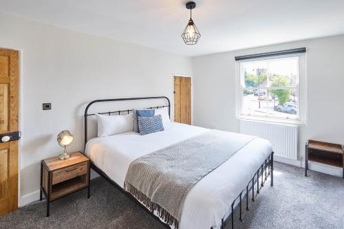 Host & Stay - 2 College Square Accommodation image 3 Host & Stay - 2 College Square image three