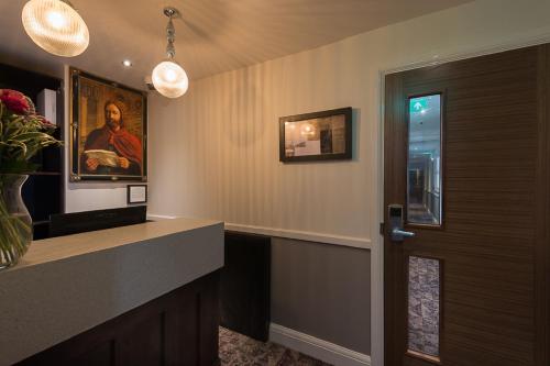 Admiral of the Humber Wetherspoon Accommodation image 2 Admiral of the Humber Wetherspoon image two