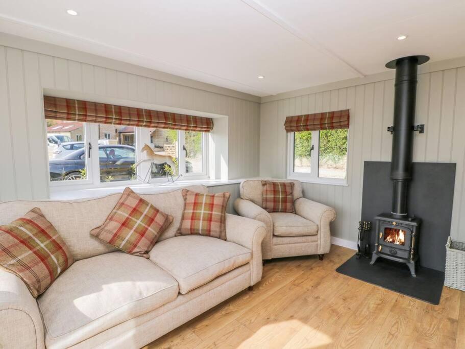 Grouse Lodge A Fabulous Farm Stay Private Hot Tub Accommodation image 1 Grouse Lodge A Fabulous Farm Stay Private Hot Tub image one