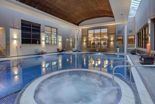 Oulton Hall Hotel, Spa & Golf Resort Accommodation image 4 a Hotel in Leeds