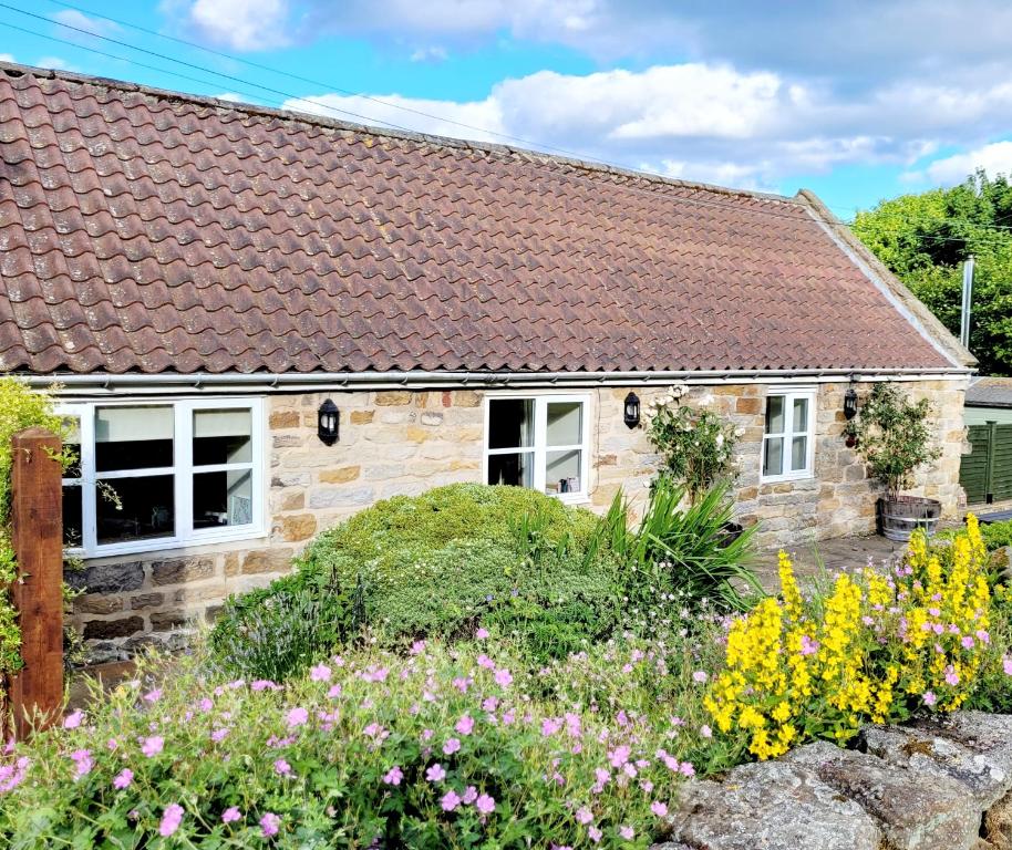 Underhill Holiday Cottage Accommodation image 1 Underhill Holiday Cottage image one