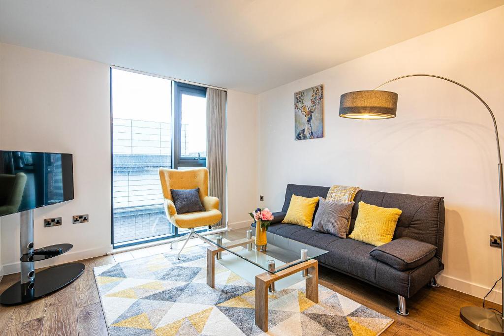 Free Parking, IQuarter Luxe 2 Bed Apartment Sheffield - Available & Book Today Accommodation image 1 Free Parking, IQuarter Luxe 2 Bed Apartment Sheffield - Available & Book Today image one