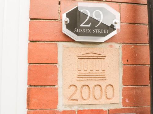 29 Sussex Street image three