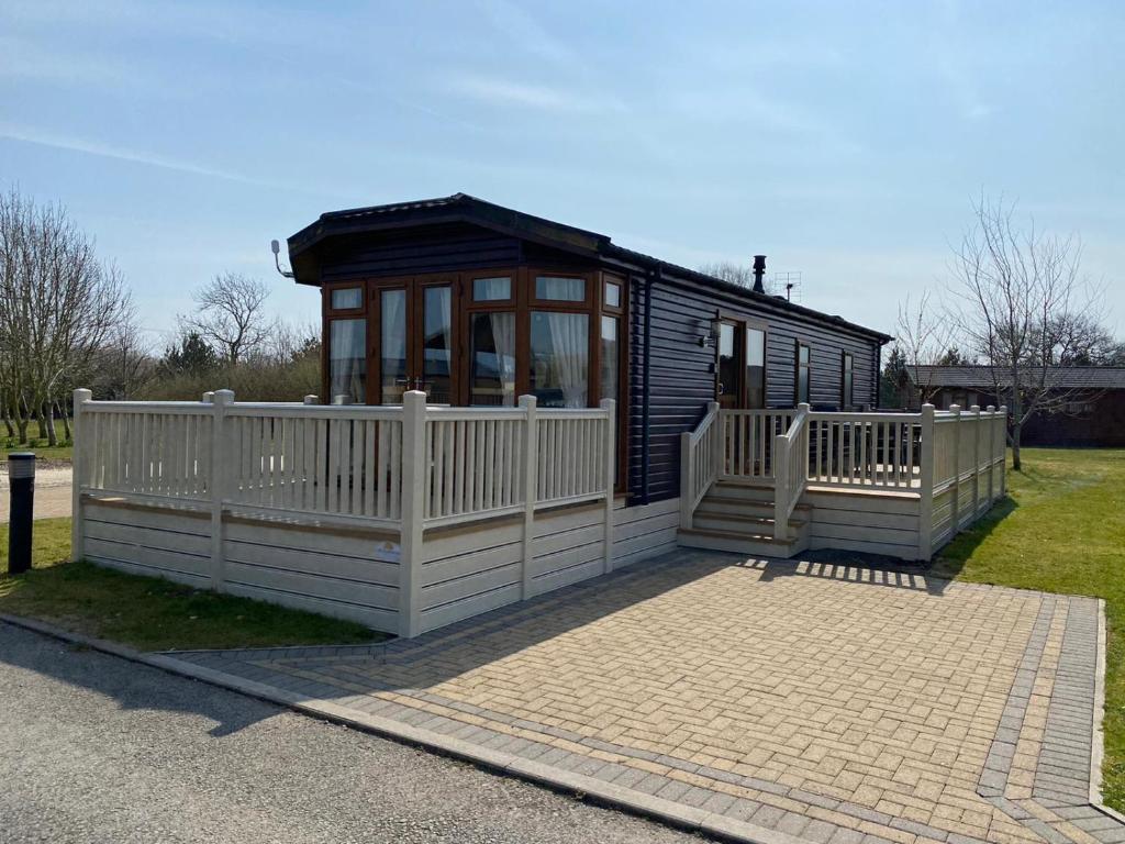 Picture of Lottie's Lodge With Hot Tub