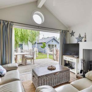 Filey Bay Beach House Accommodation image 1 Filey Bay Beach House image one