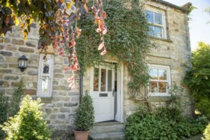 East Witton Page image 4 Picture of Chance Cottage