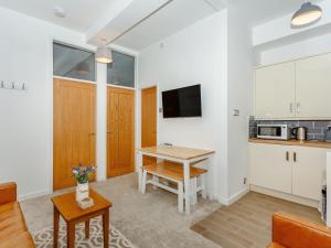 Haworth Main Street Holiday Apartment image two