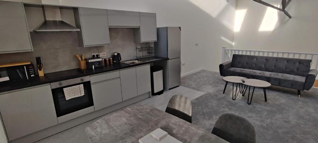 Luxury one-bedroom duplex in South Yorkshire image one