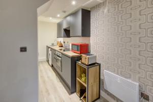 Stylish 'New York Loft' 2 Bed Apartment Accommodation image 2 Stylish 'New York Loft' 2 Bed Apartment image two