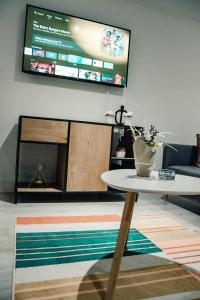 Bv Comfy Basement Apartment At Conditioning House Accommodation image 1 Bv Comfy Basement Apartment At Conditioning House image one