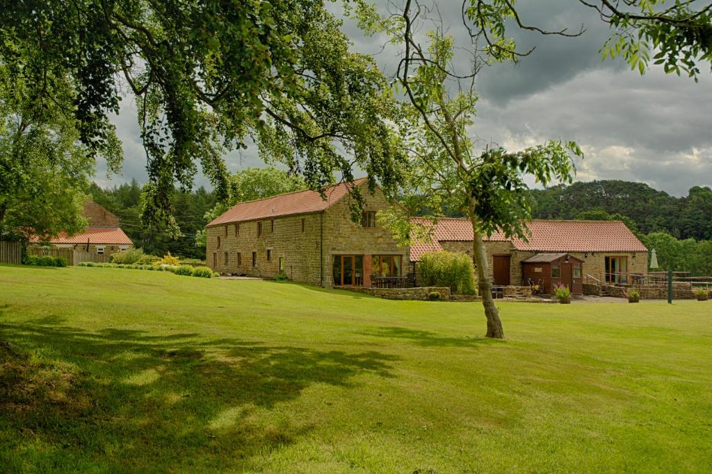 Experience the Peace & Quiet in the North York Moors at Rawcliffe House Farm Accommodation image 1 Experience the Peace & Quiet in the North York Moors at Rawcliffe House Farm image one