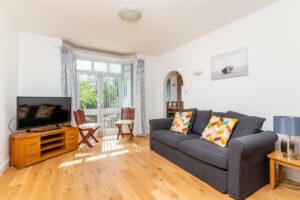 Picture of Pass the Keys Spacious Family Home with Orchard Tree Garden