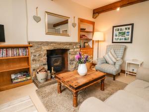 Lavender Cottage, Skipton image two