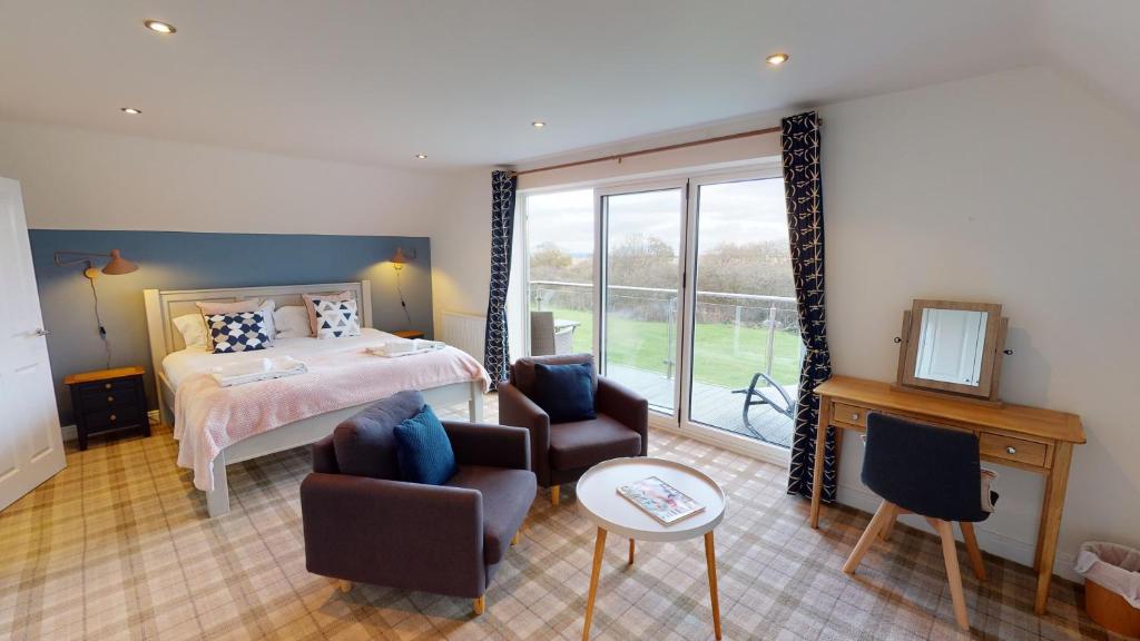 Sailaway Cottage at The Bay Filey with resort pool and gym Accommodation image 1 Sailaway Cottage at The Bay Filey with resort pool and gym image one